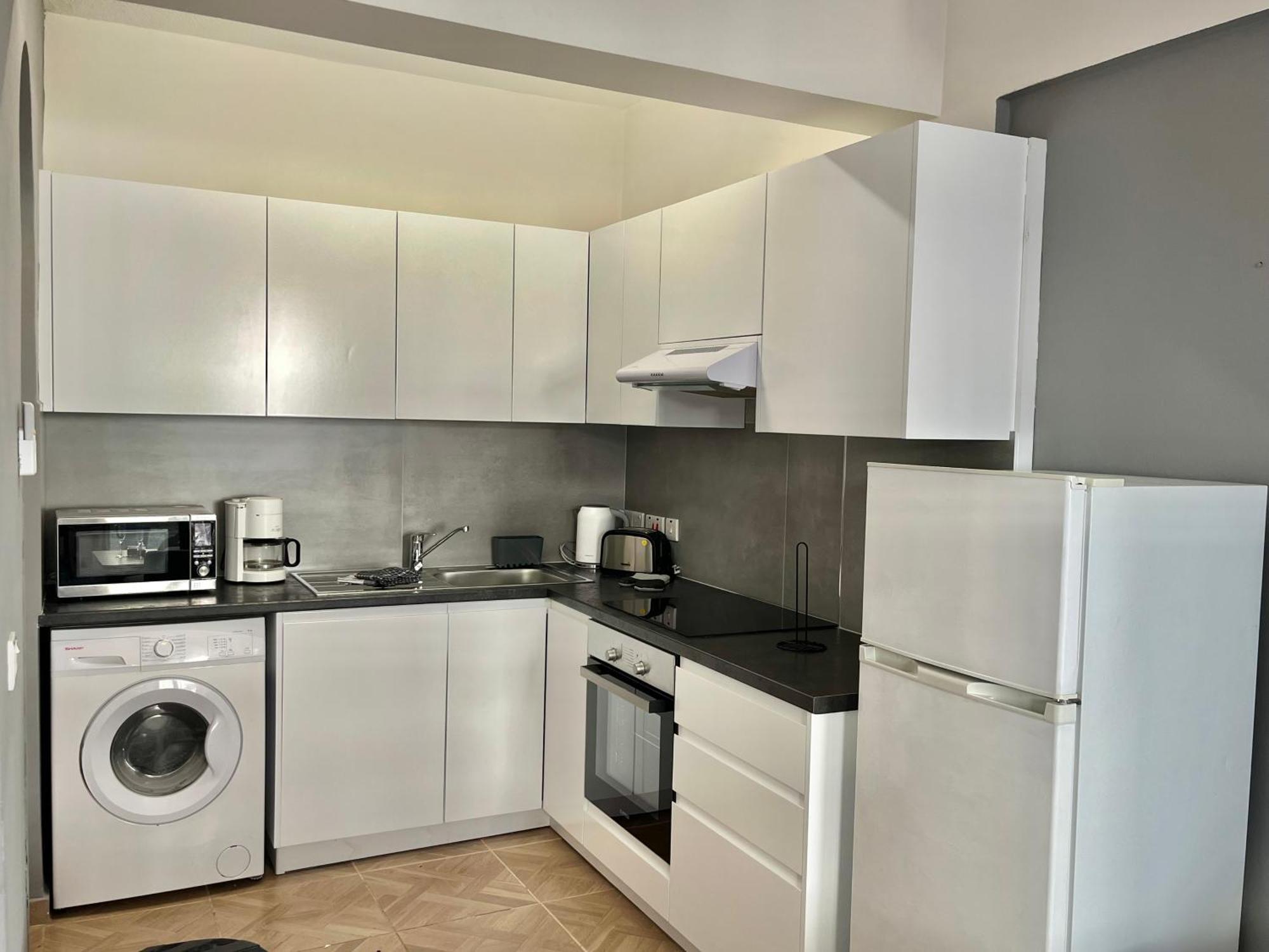 Diamond Complex Apartment Paphos Ngoại thất bức ảnh