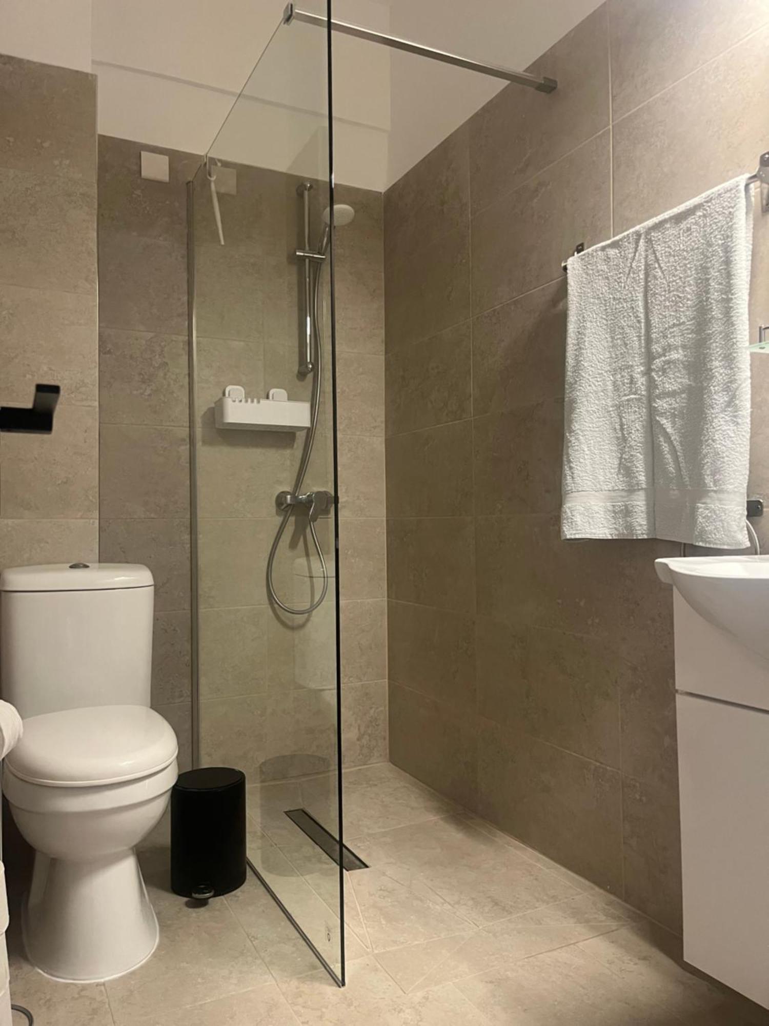 Diamond Complex Apartment Paphos Ngoại thất bức ảnh