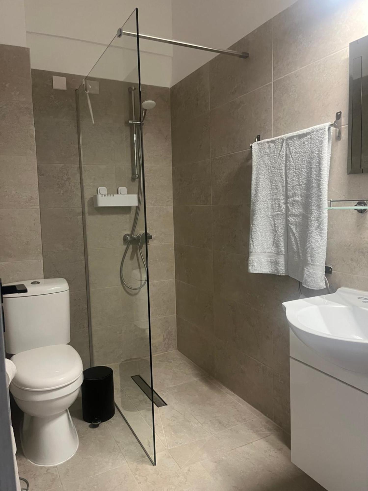 Diamond Complex Apartment Paphos Ngoại thất bức ảnh